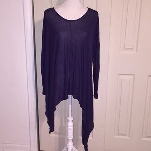 KERISMA Top Size Medium